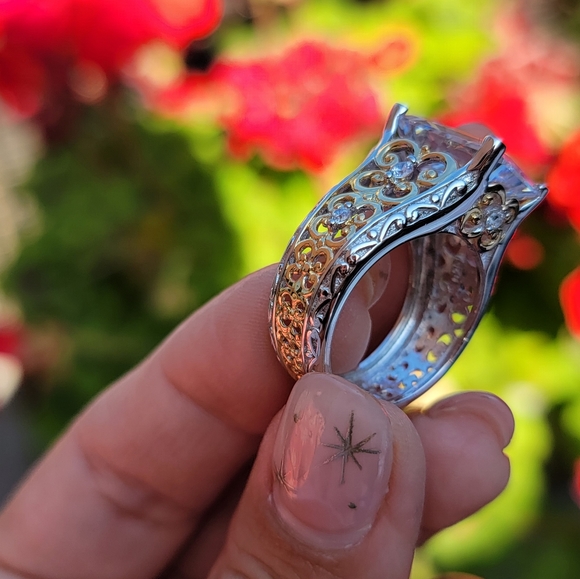 Large CZ Sparkly Ring 925 - Picture 5 of 10